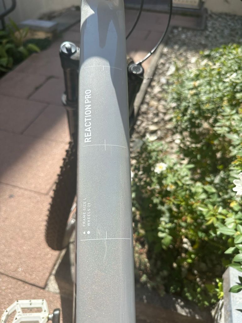 Używany CUBE REACTION C:62 PRO 2022 2022 Mountainbike — zdjęcie 5 z 17