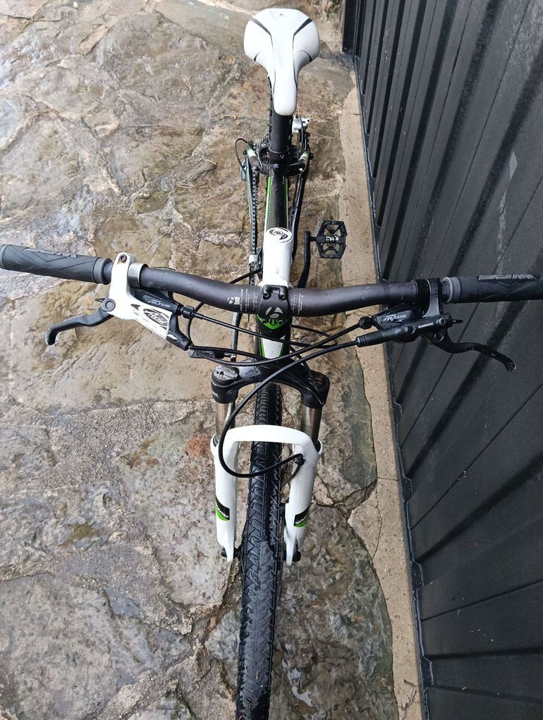 Gebrauchtes Trek 4900 Disc 2013 2013 Mountainbike, Grün — Bild 7 von 10