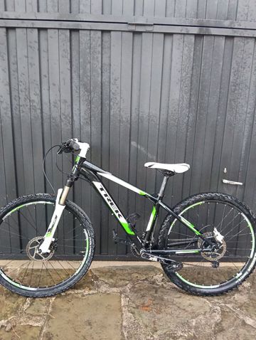 Used Trek 4900 Disc 2013 2013 Mountainbike, Green — image 2 of 10