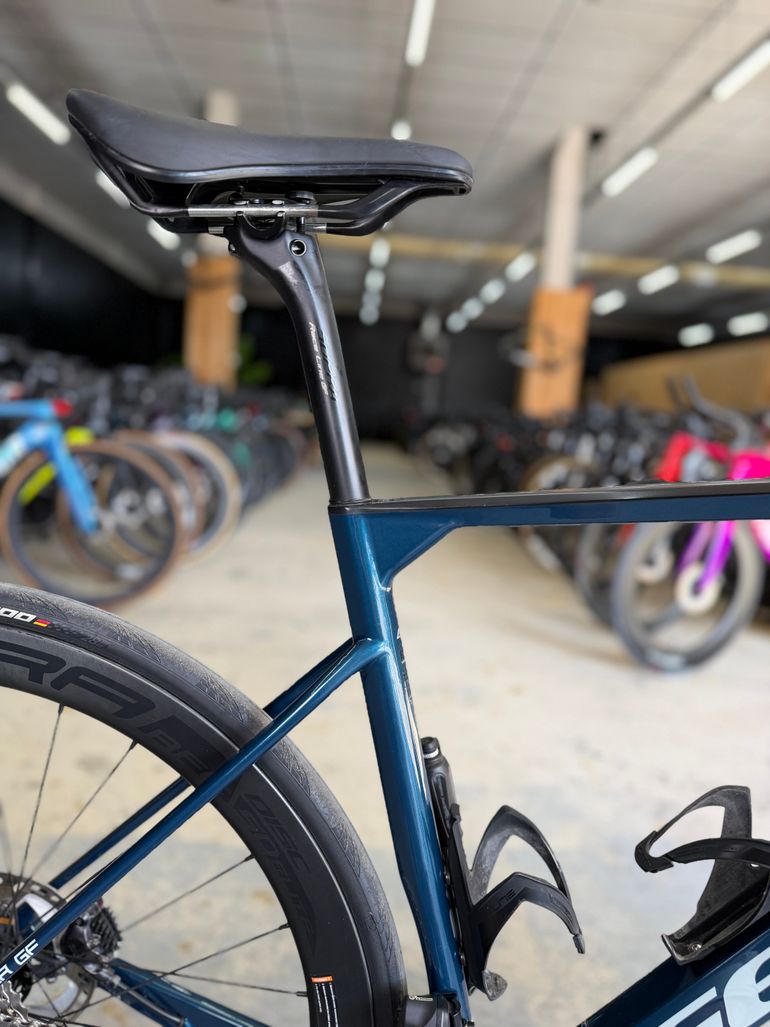 Brugt Sensa Giulia GF Di2 2024 2024 Road & Gravel — billede 8 af 24