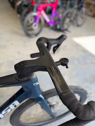 Brugt Sensa Giulia GF Di2 2024 2024 Road & Gravel — billede 16 af 24