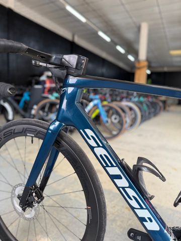 Brugt Sensa Giulia GF Di2 2024 2024 Road & Gravel — billede 20 af 24