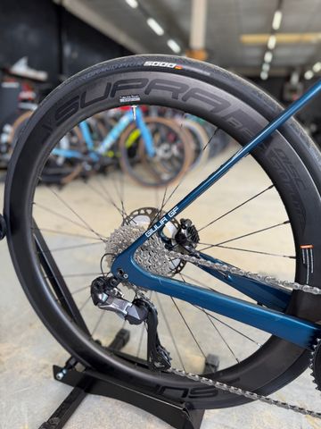 Brugt Sensa Giulia GF Di2 2024 2024 Road & Gravel — billede 9 af 24