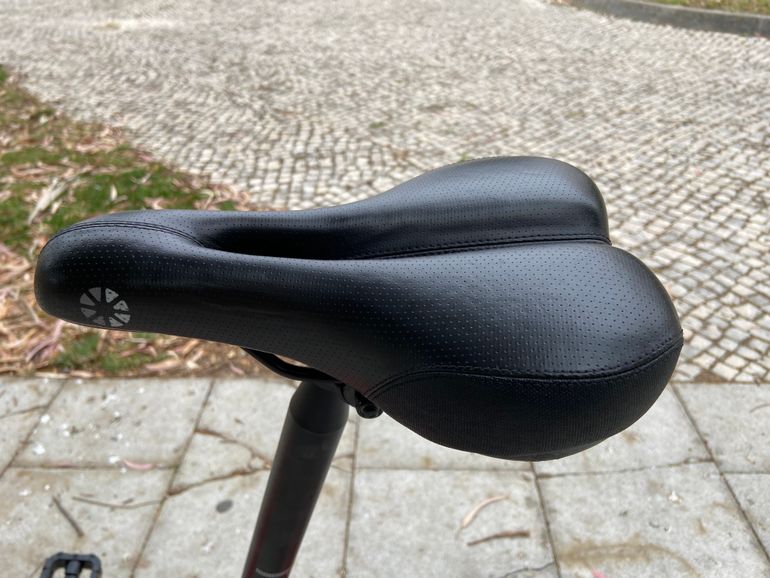 dahon Curve I3 2019 2019 Urban usato, Rosso — immagine 13 di 25