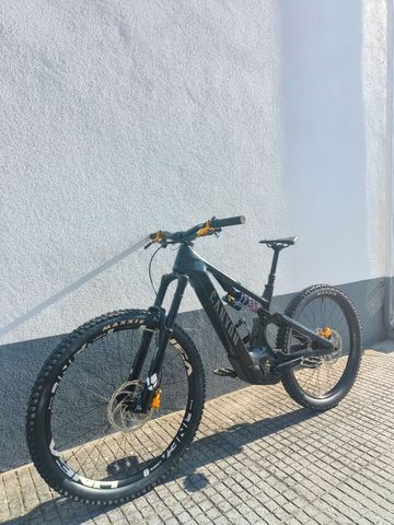 Tweedehands Canyon Spectral:ON CFR 2023 2023 Mountainbike — afbeelding 3 van 10