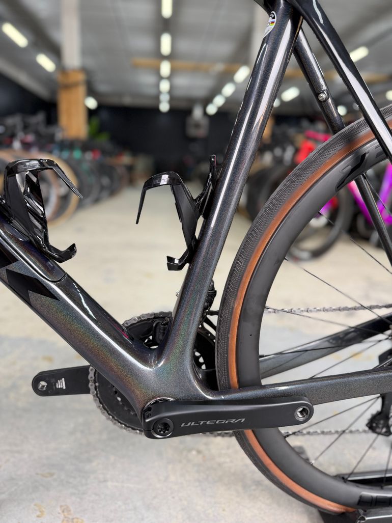 Trek Domane SL 7 2022 2022 Road & Gravel usato, Nero — immagine 19 di 24