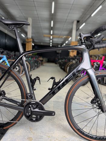 Trek Domane SL 7 2022 2022 Road & Gravel usato, Nero — immagine 12 di 24