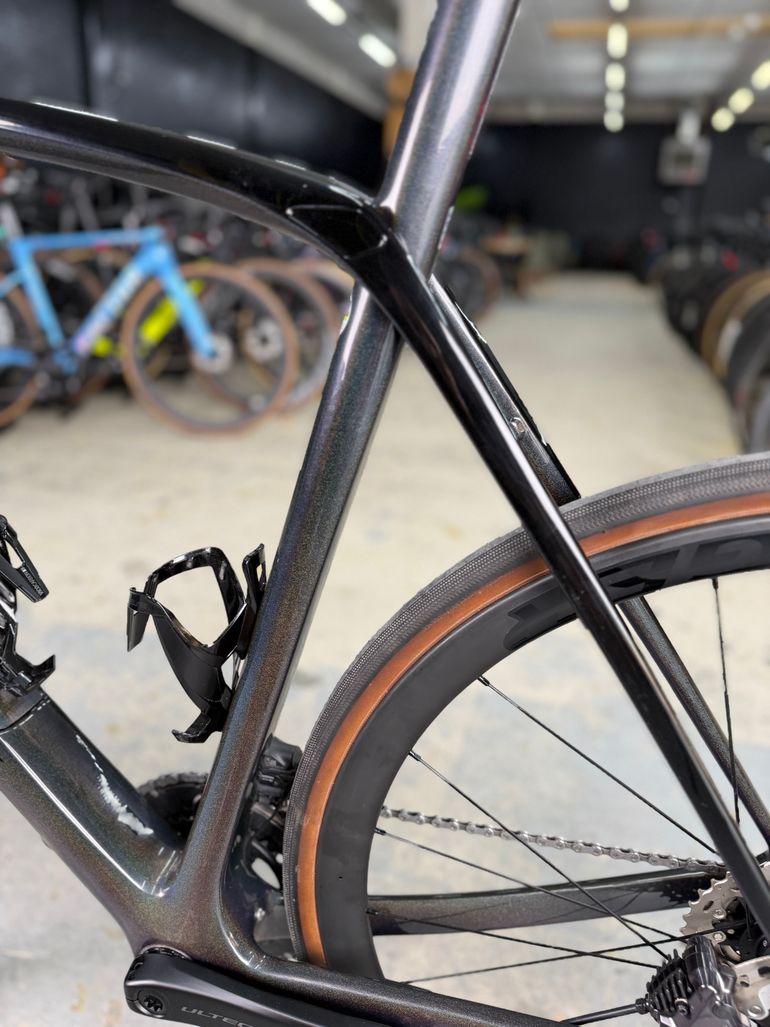 Trek Domane SL 7 2022 2022 Road & Gravel usato, Nero — immagine 24 di 24