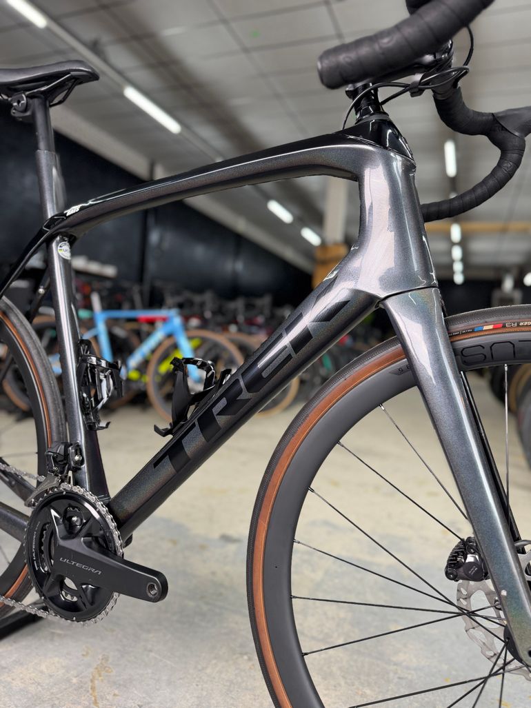 Trek Domane SL 7 2022 2022 Road & Gravel usato, Nero — immagine 6 di 24