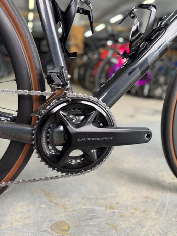Trek Domane SL 7 2022 2022 Road & Gravel usato, Nero — immagine 7 di 24
