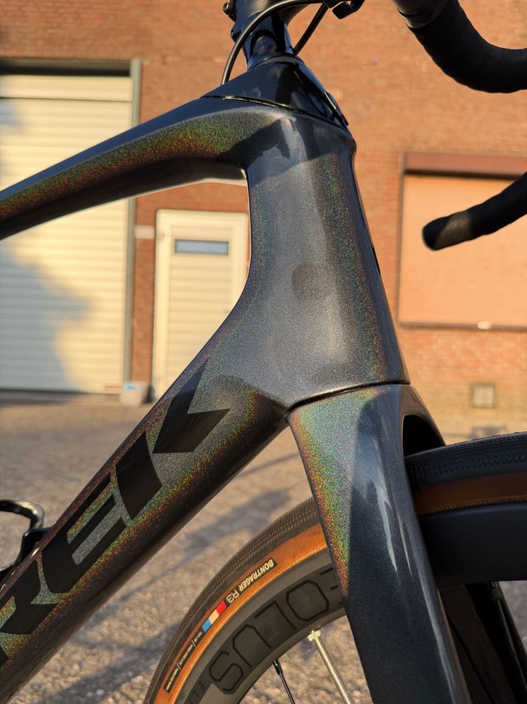 Trek Domane SL 7 2022 2022 Road & Gravel usato, Nero — immagine 13 di 24