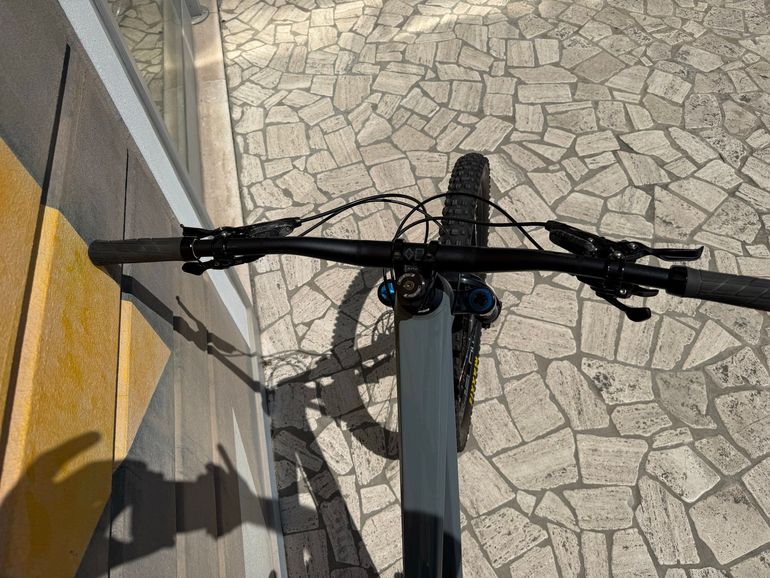 Used Transition Spire Carbon GX Code 2022 2022 Mountainbike, Light Gray, 29 — image 9 of 12