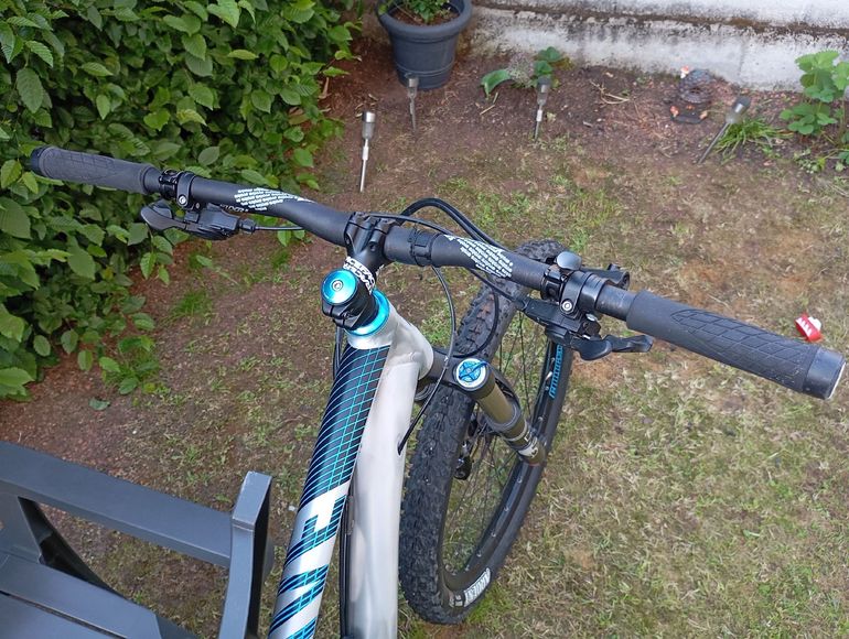 Used Canyon Strive Shimano Deore XT 2013 Mountainbike, Light Gray, 26 — image 8 of 8