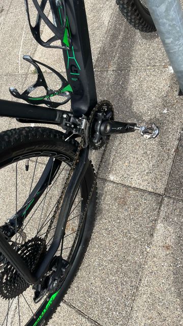 Gebrauchtes CUBE REACTION C:62 RACE 2022 2022 Mountainbike, Grün, 29 — Bild 5 von 7