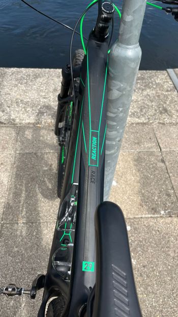 Brugt CUBE REACTION C:62 RACE 2022 2022 Mountainbike — billede 7 af 7