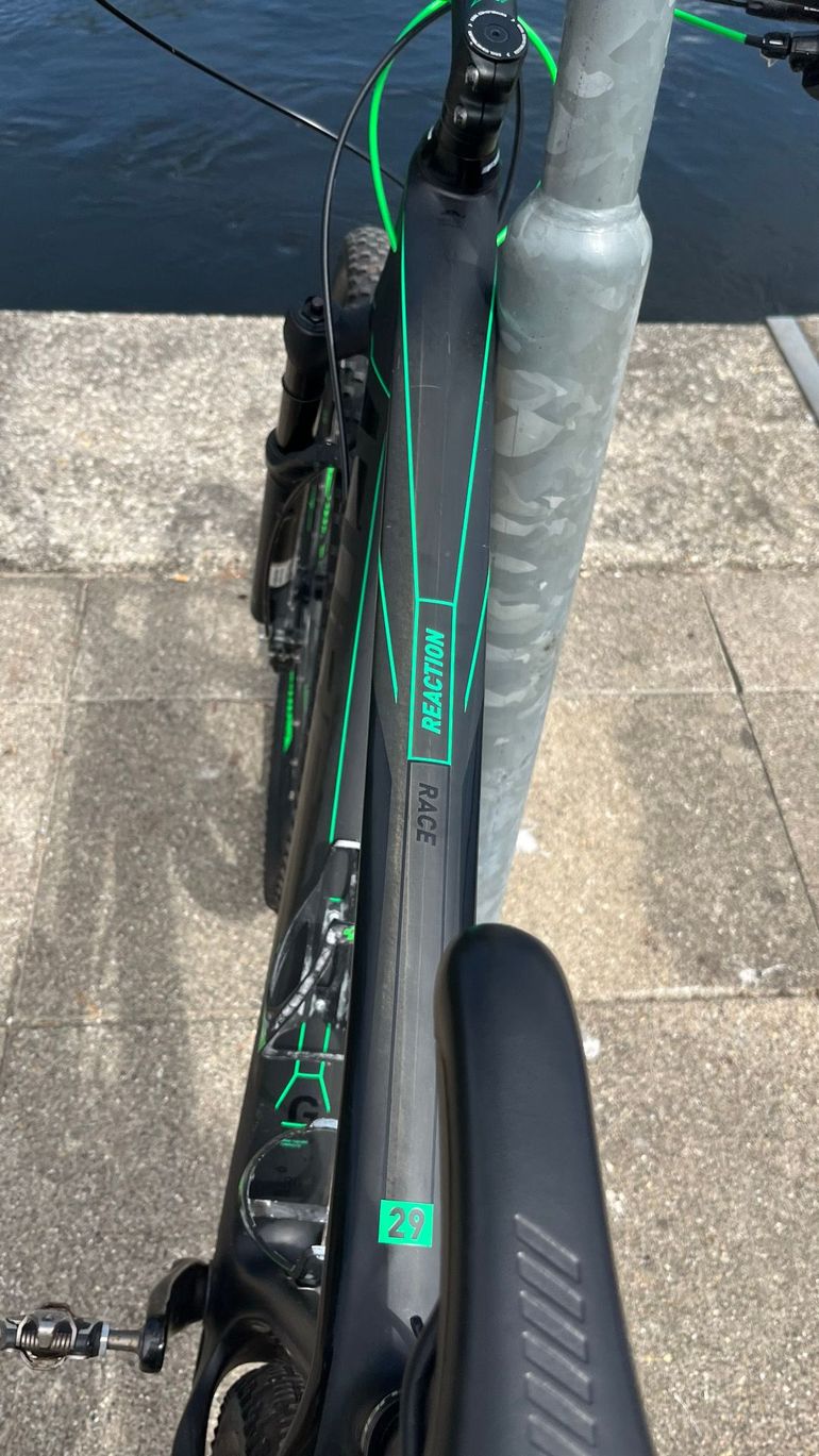 Brugt CUBE REACTION C:62 RACE 2022 2022 Mountainbike — billede 7 af 7