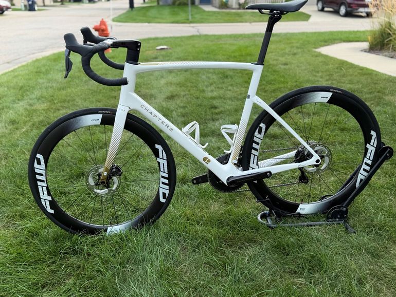 Used Chapter2 TOA Shimano Ultegra Di2 2026 Road & Gravel, White — image 2 of 11