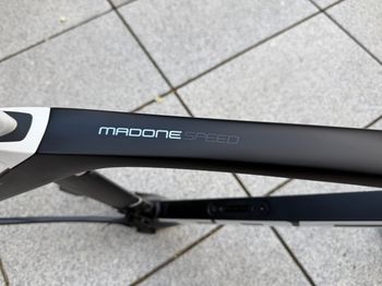 Trek Madone Frameset 2020 Road & Gravel d'occasion — image 3 sur 11