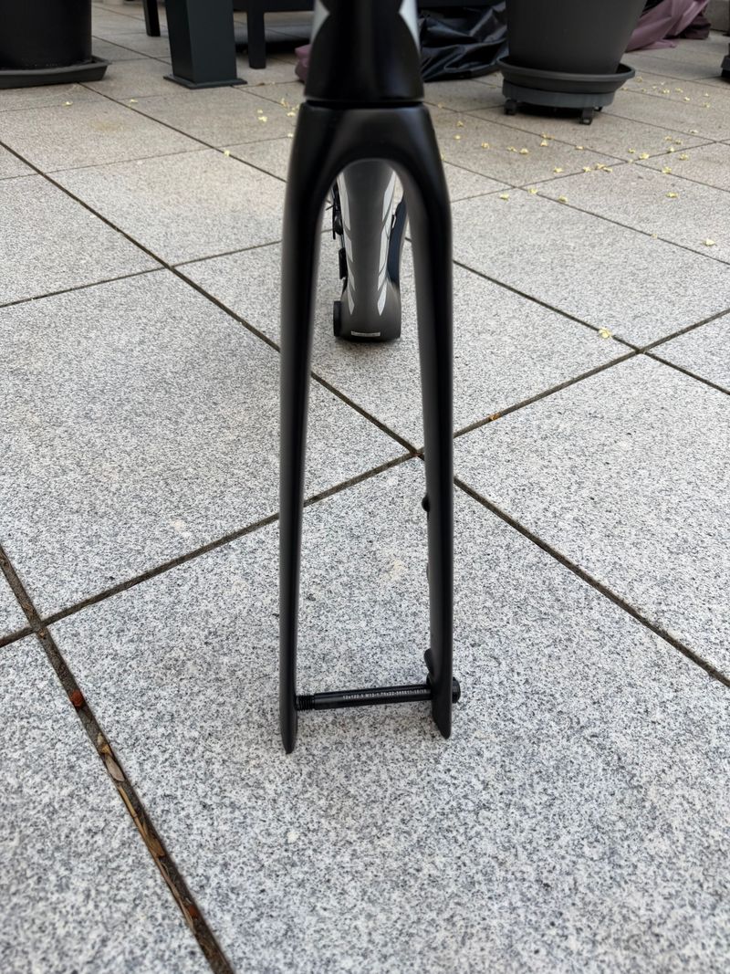 Used Trek Madone Frameset 2020 Road & Gravel, Black — image 2 of 11