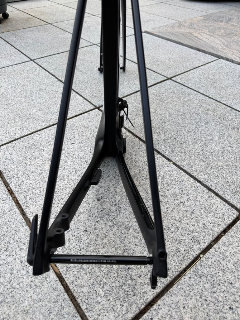 Trek Madone Frameset 2020 Road & Gravel d'occasion — image 6 sur 11