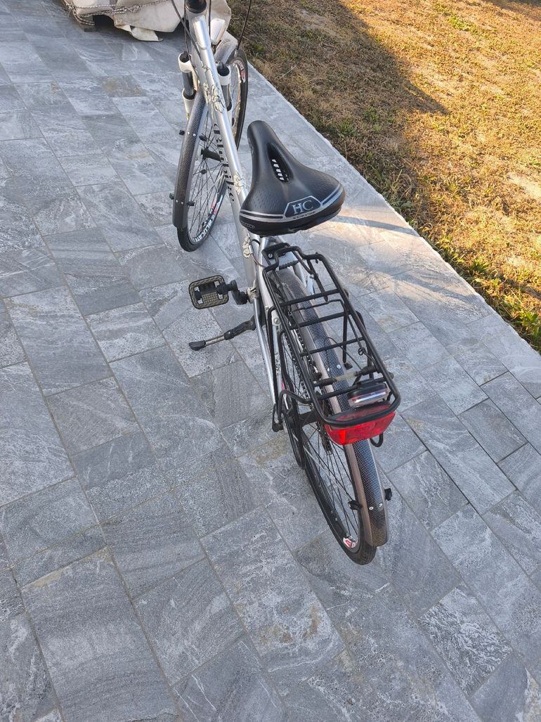 Gebrauchtes Blu bike mistral Custom Shimano Acera Urban, Hellgrau — Bild 6 von 7