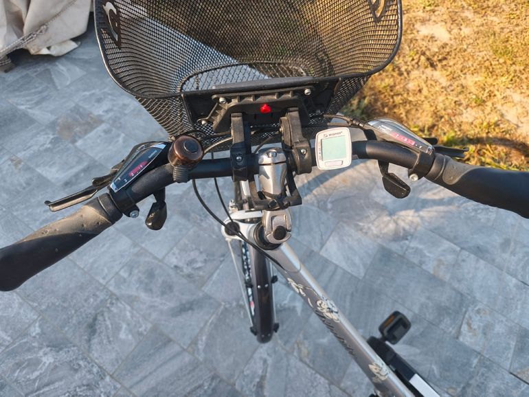 Gebrauchtes Blu bike mistral Custom Shimano Acera Urban, Hellgrau — Bild 7 von 7