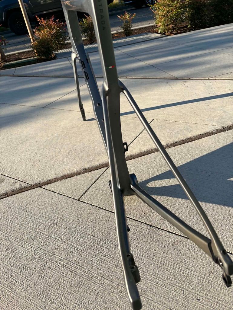 Used 3T Strada Frame 2024 Frameset 2024 Road & Gravel, Light Gray — image 3 of 12