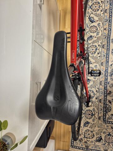 Used Cannondale CAAD Optimo 1 2023 2023 Road & Gravel, Red — image 7 of 11