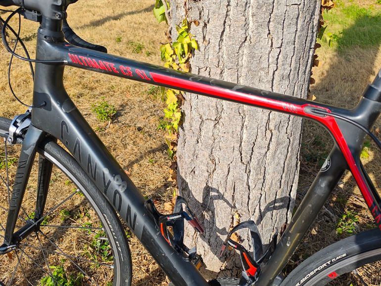 Canyon Ultimate Shimano Ultegra Di2 2017 Road & Gravel de segunda mano, Negro — imagen 8 de 11