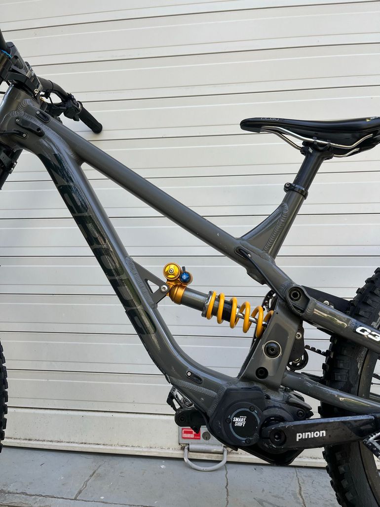 Zerode Custom Pinion C-Line Gearbox 2026 Mountainbike d'occasion — image 3 sur 5