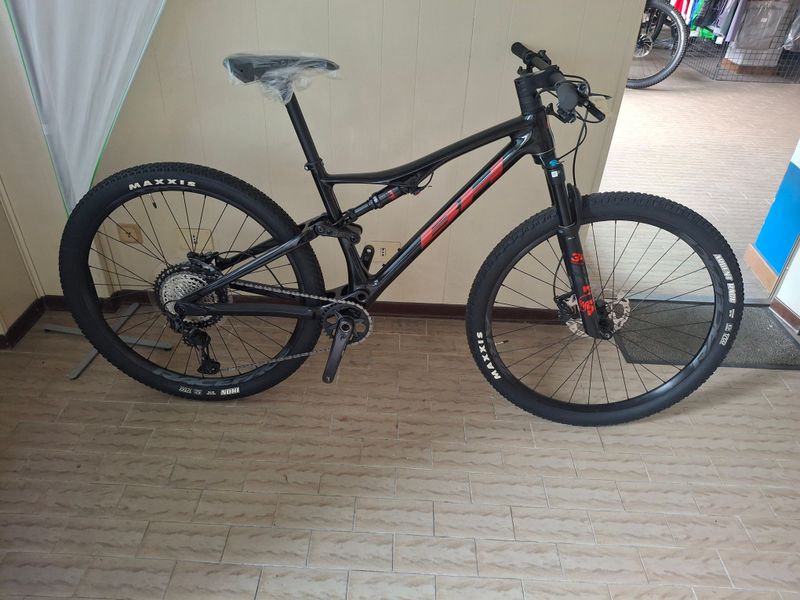Used BH LYNX RACE EVO CARBON 8.0 2022 2022 MTB