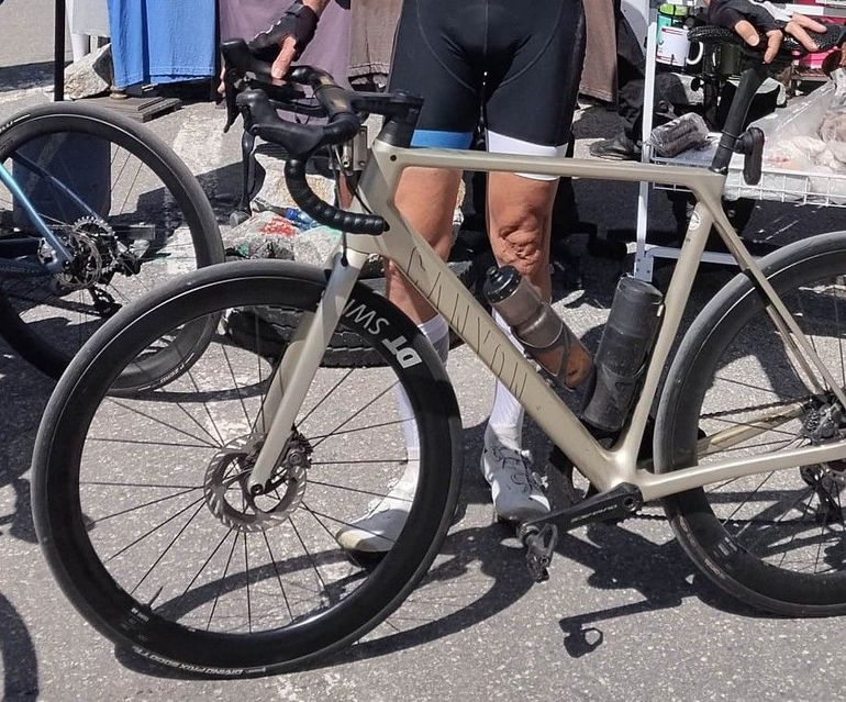 Brugt Canyon Ultimate CFR Disc Aero 2022 2022 Road & Gravel — billede 3 af 3