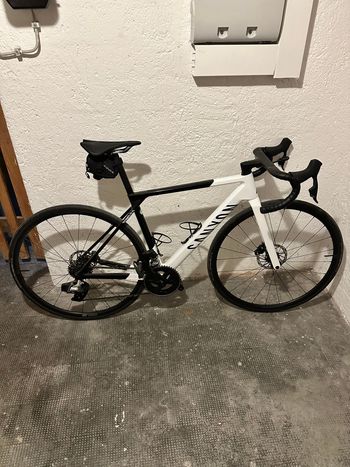 Używany Canyon Ultimate CF SL 7 AXS 2024 2024 Road & Gravel