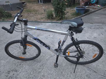 Použité BULLS Custom Shimano Tourney 2006 MTB