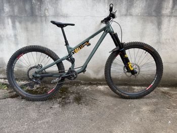 Used Commencal META SX Shimano Deore XT 2023 Mountainbike, Green — image 1 of 13