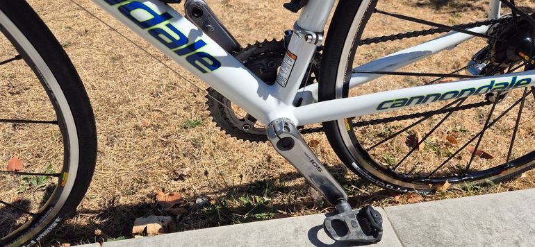 Brugt Cannondale Caad Shimano 105 2009 Road & Gravel — billede 2 af 9