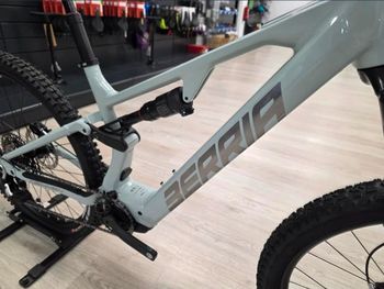 Berria NEXXEN ADV+ E90 2026 2026 Mountainbike usato, Grigio chiaro — immagine 4 di 6