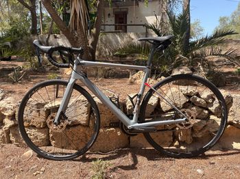 BMC Roadmachine 02 THREE 2020 2020 Road & Gravel usato, Grigio chiaro — immagine 4 di 4