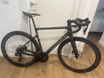 Tweedehands Orbea orca Custom Shimano 105 Di2 2021 Road & Gravel — afbeelding 1 van 4