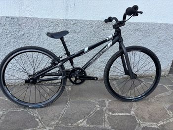 INSPYRE Custom Single Speed / Fixed Gear 2022 Youth usato, Nero — immagine 2 di 6