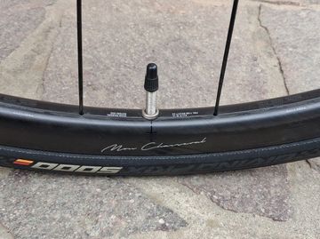 Used BMC Roadmachine 01 THREE 2020 2020 Road & Gravel, Blue — image 4 of 5