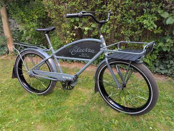 Electra Delivery 3i Step-Over 2022 2022 Urban usato, Grigio chiaro — immagine 1 di 25