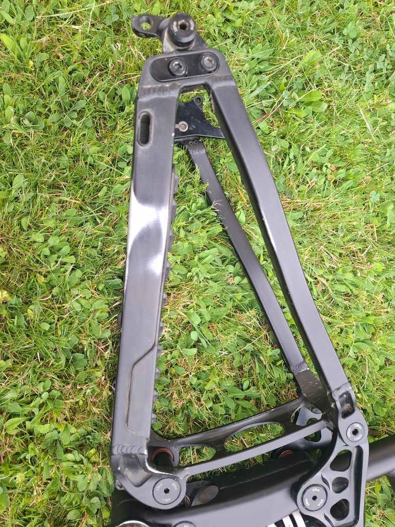 Used Banshee Prime V3.1 Frameset 2021 Mountainbike, Black — image 11 of 19