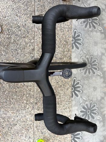 Używany Scott Foil 20 2021 2021 Road & Gravel — zdjęcie 5 z 9