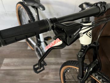 Megamo Ku2 2027 2027 Mountainbike usato, Bianco — immagine 6 di 16