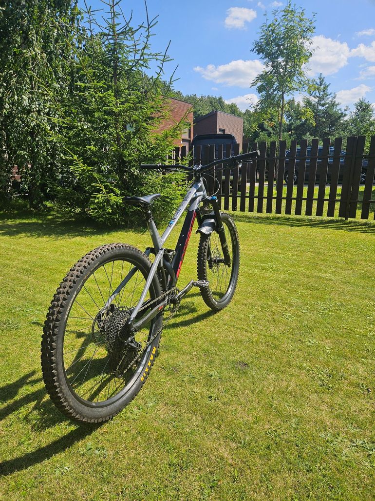 Mondraker FOXY 2023 2023 Mountainbike de segunda mano, Gris claro — imagen 2 de 18