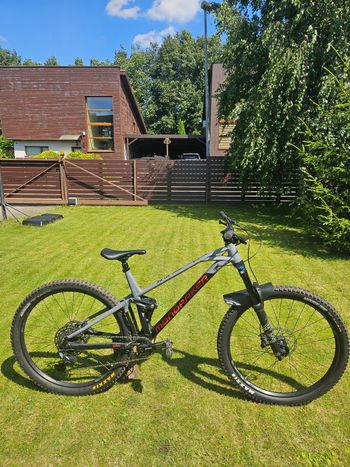 Mondraker FOXY 2023 2023 Mountainbike de segunda mano, Gris claro — imagen 17 de 18