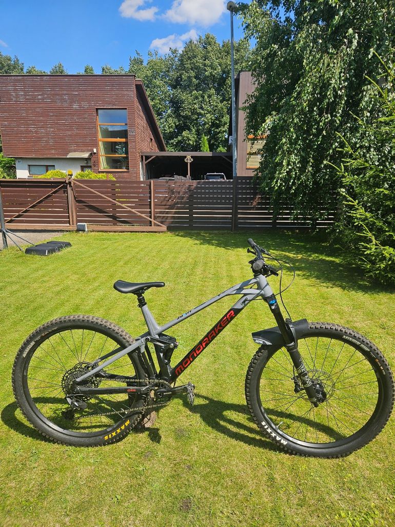 Mondraker FOXY 2023 2023 Mountainbike de segunda mano, Gris claro — imagen 17 de 18