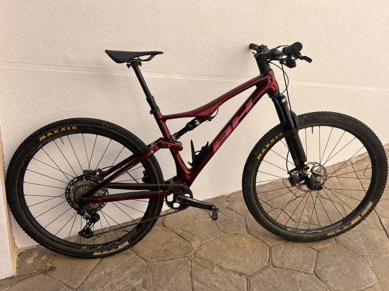 Gebrauchtes BH Bikes BH Lynx Race EVO Carbon LT 9.0 – FOX Factory – XT – Potenciómetro Stages 2022 2022 MTB