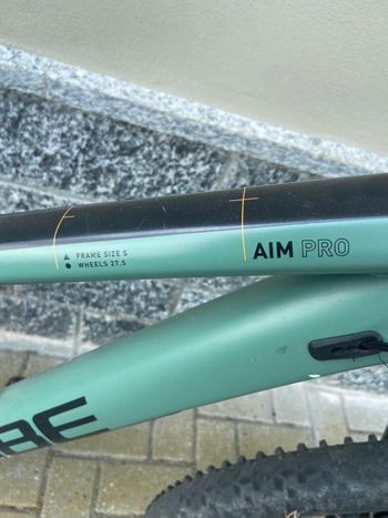 CUBE AIM, PRO 2022 2022 Urban de segunda mano, Verde — imagen 5 de 8